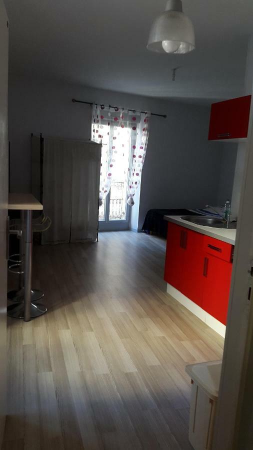 Studio Au Coeur De Viviers ภายนอก รูปภาพ
